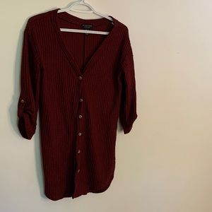 Long flow in burgundy